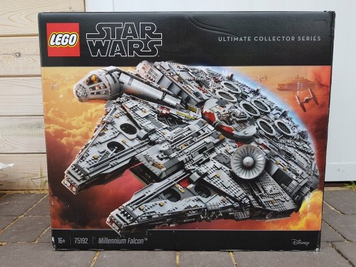 Zdjęcie oferty: Lego Star Wars 75192 - Sokół Millenium, nowe 