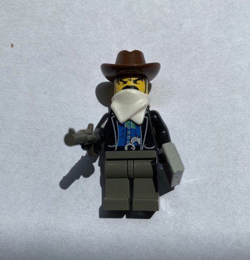 Zdjęcie oferty: Lego minifigurka western bandyta 4 ww011