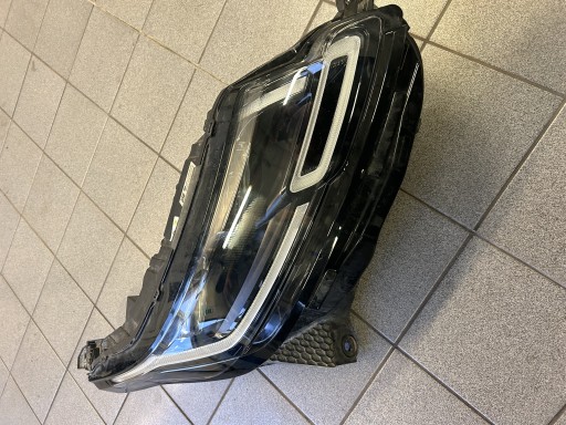 Zdjęcie oferty: Lampa LASER Land Rover Velar prawa J8A2-13W029-HF