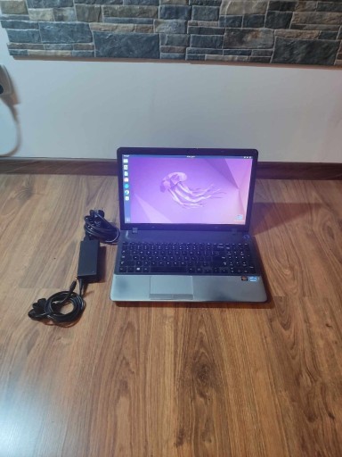 Zdjęcie oferty: Laptop Samsung NP350V5C , 6gb Ram 320gb