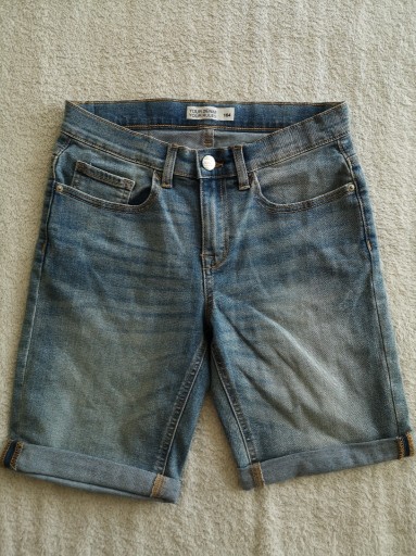 Zdjęcie oferty: Niebieskie jeansowe krótkie spodenki szorty Cubus 164