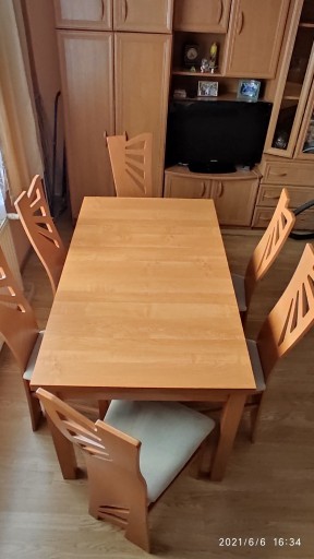 Zdjęcie oferty: Stół z krzesłami 6szt