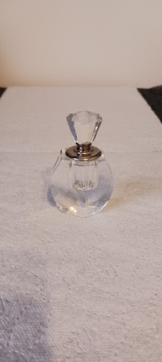 Zdjęcie oferty: Flakonik na perfumy z pipetą 