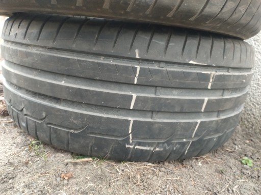 Zdjęcie oferty: Opony 2 sztuki Dunlop RtMaxx 235/45/17 235 45 17