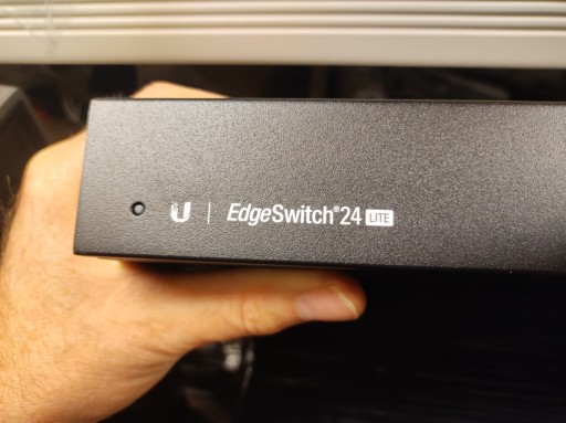 Zdjęcie oferty: Edge switch 24 lite ubiquiti