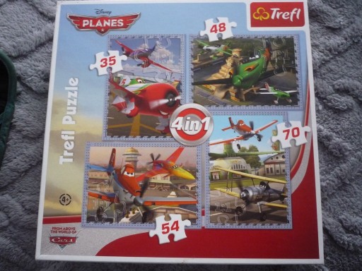 Zdjęcie oferty: Trefl Puzzle 4 in1 207 elementów