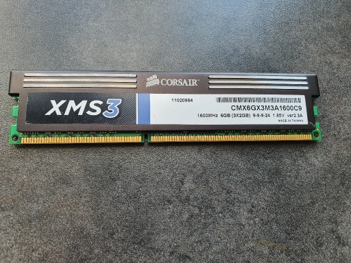 Zdjęcie oferty: Pamięć RAM Corsair DDR3 2GB 1600Mhz