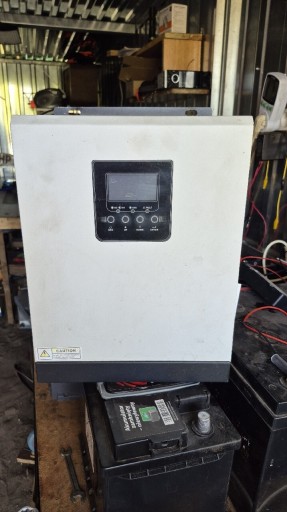 Zdjęcie oferty: Witam sprzedam inwerter mało używany opis na zdjęciu