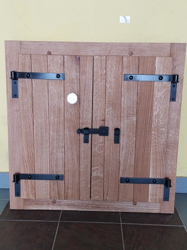 Zdjęcie oferty: Drzwi dębowe do wędzarni, szafek, schowka