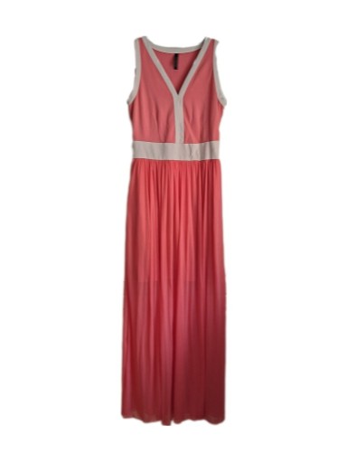Zdjęcie oferty: Sukienka maxi w wersji dresowej z fajnym dołemr42