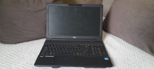 Zdjęcie oferty: Laptop Fujitsu AH532