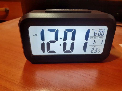 Zdjęcie oferty:  Budzik LED zegarek Mrosaa 1 cyfrowy z podświetlen