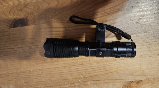 Zdjęcie oferty: Latarka IR 850nm 5W LED zoom