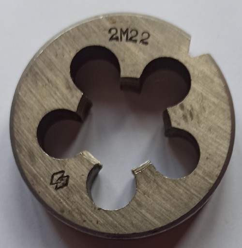 Zdjęcie oferty: Narzynka prawa 2M22 (M22x1) prawoskrętna