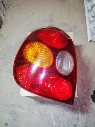 Zdjęcie oferty: Lampa tylna lewa Toyota Corolla E11 3d LIFT