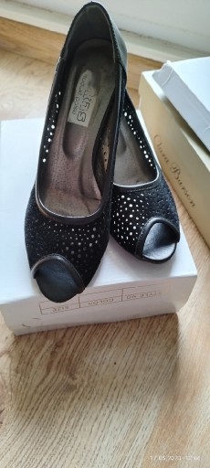 Zdjęcie oferty: Buty rozmiar 39