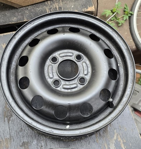 Zdjęcie oferty: Felga Stalowa 14 cali 4X108 5,5J 63,3 Ford