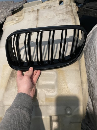 Zdjęcie oferty: Czarne nerki grill BMW E92 E93 LIFT LCI NOWE