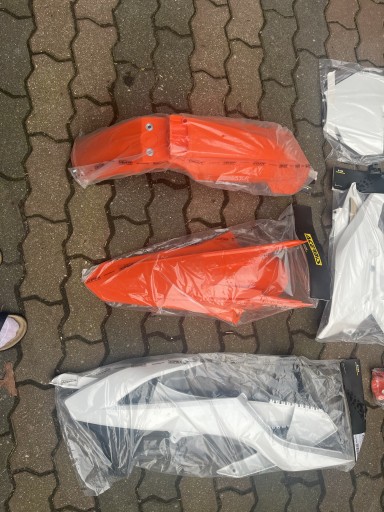 Zdjęcie oferty: Komplet plastików KTM 350 syf 2016