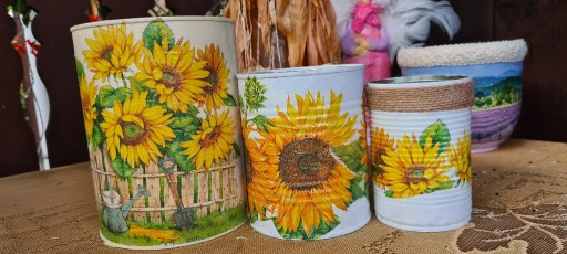 Zdjęcie oferty: zestaw puszek ręcznie zdobionych metodą decoupage