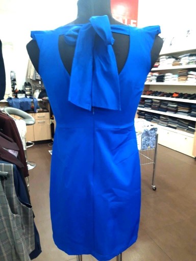 Zdjęcie oferty: Damska piękna kobaltowa sukienka rozmiar 40/L