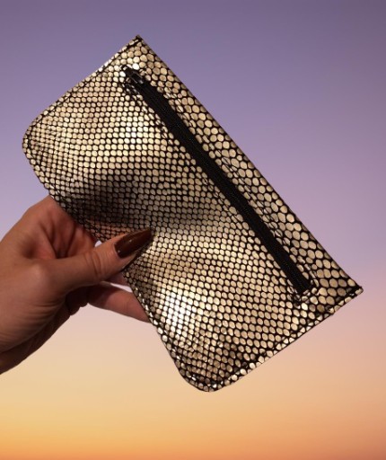Zdjęcie oferty: Złota Skórzana Saszetka Wąż Metalic Handmade Etui Glamour Na Zamek