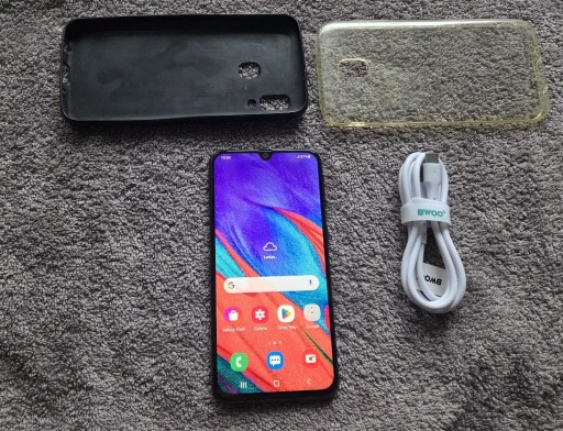 Zdjęcie oferty: Samsung Galaxy A40
