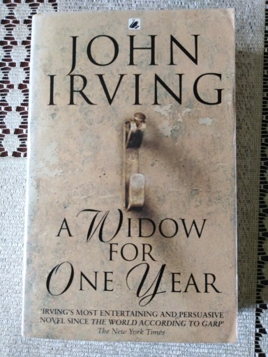 Zdjęcie oferty: JOHN IRVING A WIDOW FOR ONE YEAR