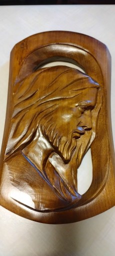 Zdjęcie oferty: płaskorzeżba w drewnie Jezus zamyślony