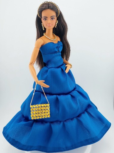 Zdjęcie oferty: Suknia sukienka ubranko dla Barbie zestaw 10 elem.