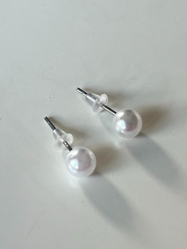 Zdjęcie oferty: Najmniejsze kolczyki perły pearls earrings vintage