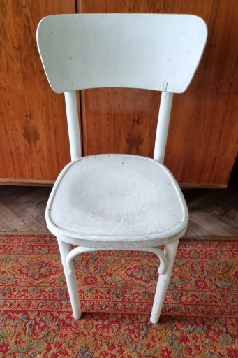 Zdjęcie oferty: Stare krzesło gięte białe
