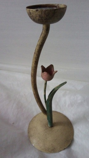 Zdjęcie oferty: świecznik tulipan metalowy 