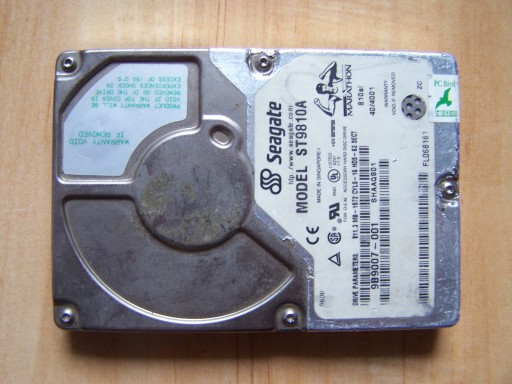 Zdjęcie oferty: Bardzo stary, zabytkowy dysk 2,5" Seagate model ST9810A
