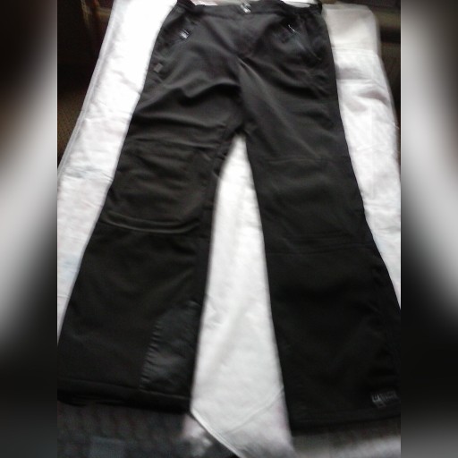 Zdjęcie oferty: spodnie narciarskie męskie XXL, kolor czarny