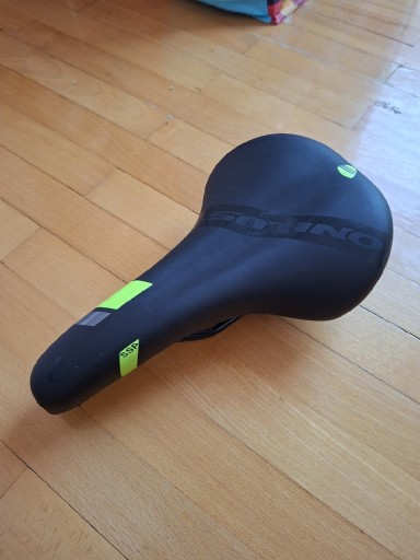 Zdjęcie oferty: Oryginalne siodełko Onilus Cairos 1.0