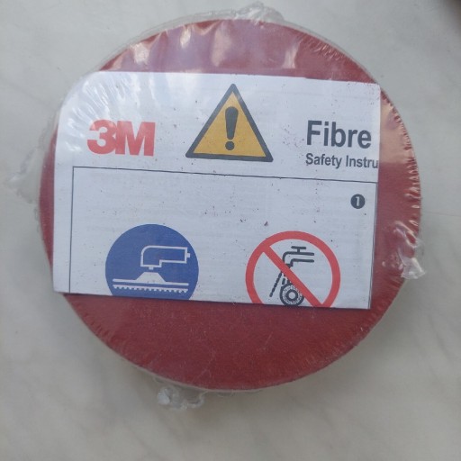 Zdjęcie oferty: 3M Fibra Dysk fibrowy Cubiron II 987C 125 60+ 25sztuk- FAKTURA bez Vat