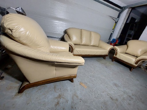 Zdjęcie oferty: Piękny kpl KLER sofa, 2 fotele,skóra nat.transport
