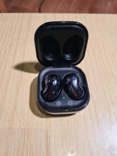 Zdjęcie oferty: Słuchawki Samsung Galaxy Buds live