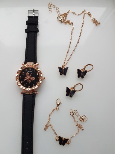 Zdjęcie oferty: Komplet biżuterii zegarek kolczyki naszyjnik