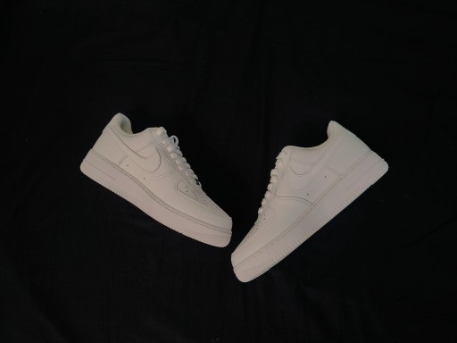Zdjęcie oferty: buty nike air force 1 low 07 białe rozmiar 44