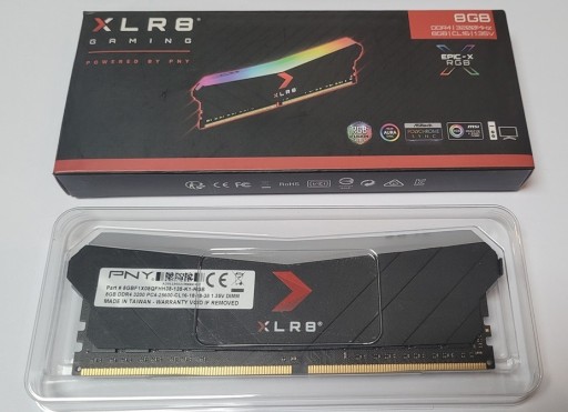 Zdjęcie oferty: PNY XLR8 GAMING DDR4 8GB 3200Mhz RGB BOX OKAZJA !