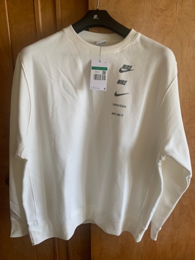 Zdjęcie oferty: Nowa bluza Nike rozmiar XL