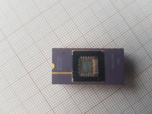 Zdjęcie oferty: Eprom układ scalony MK2716T