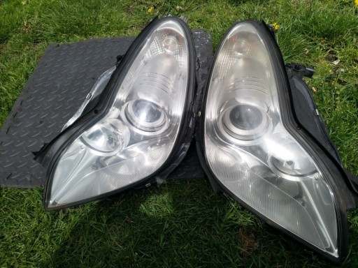 Zdjęcie oferty: Lampa przód mercedes c219 