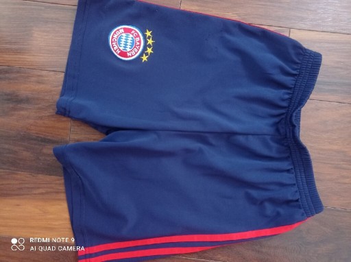 Zdjęcie oferty: Spodenki adidas na roz 137-147