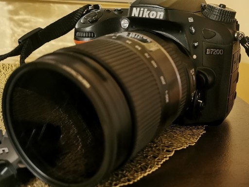 Zdjęcie oferty: Nikon D7200 body