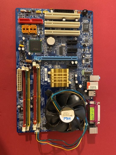 Zdjęcie oferty: Płyta główna Gigabyte GA-945P-S3 +Procesor/RAM GW7