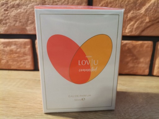 Zdjęcie oferty: AVON Lov U Connected 50 ml woda perfumowana