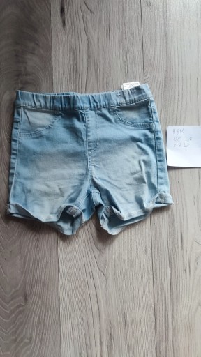 Zdjęcie oferty: Spodenki szorty krótkie dla dziewczynki H&M 128 